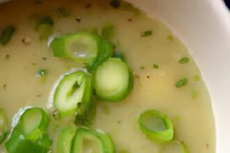 Wholesome Potato Leek Soup: Comfort in Every Spoonful